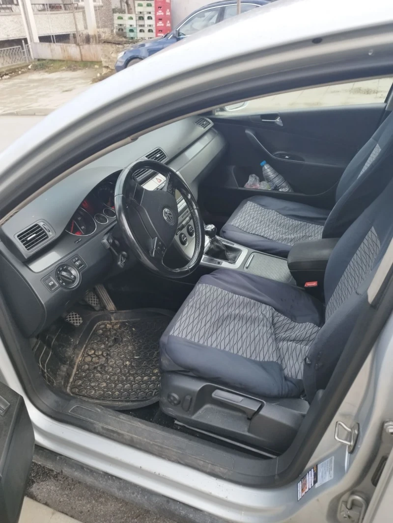VW Passat 2 TDI, снимка 7 - Автомобили и джипове - 52658950