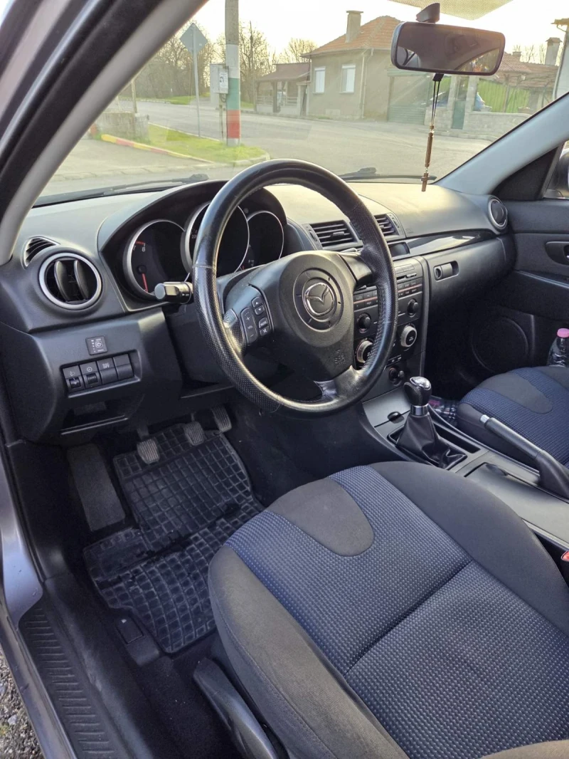 Mazda 3, снимка 13 - Автомобили и джипове - 53539410