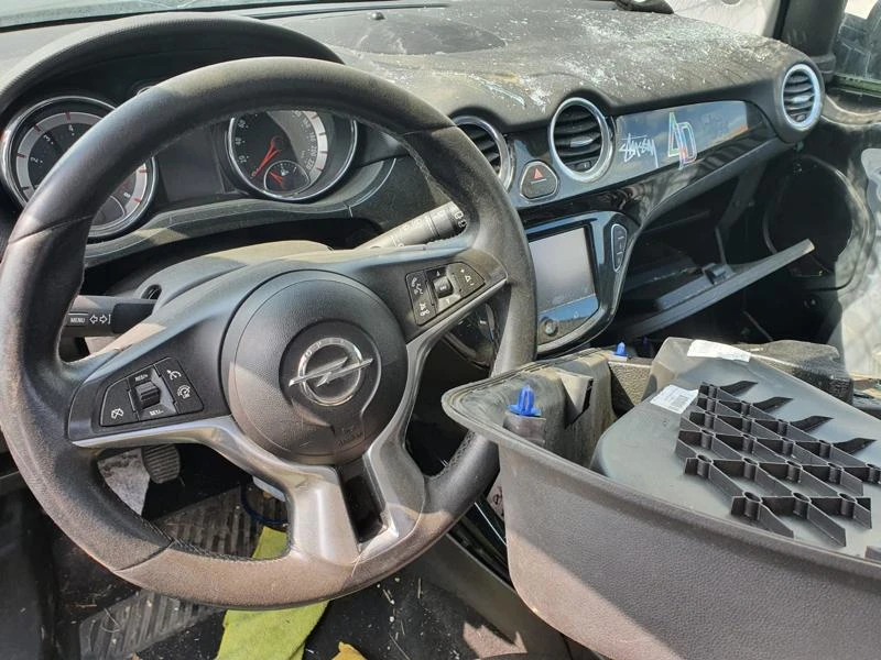 Opel Adam 1.4I tip A14XEL B GPL, снимка 10 - Автомобили и джипове - 36838231