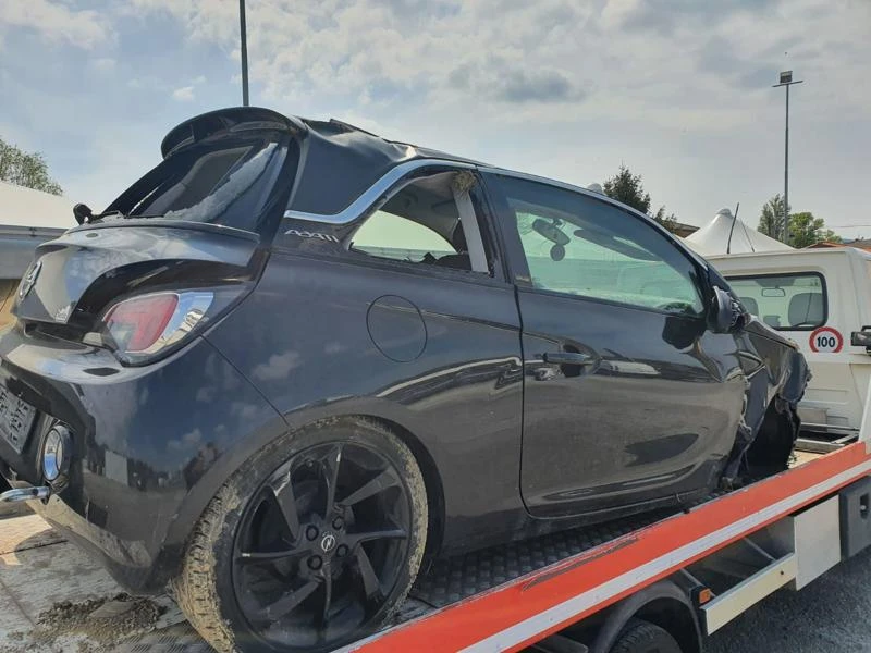 Opel Adam 1.4I tip A14XEL B GPL, снимка 4 - Автомобили и джипове - 36838231