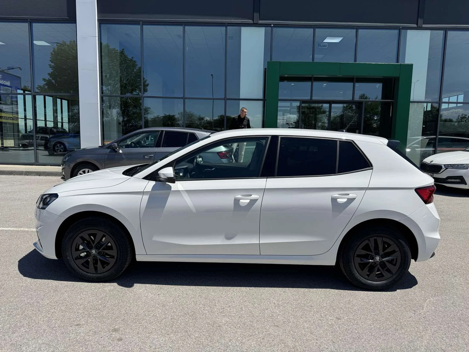 Skoda Fabia 1.0 TSI - изображение 8