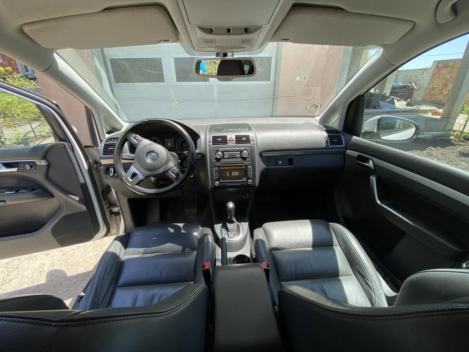VW Touran 2.0 tdi - изображение 8