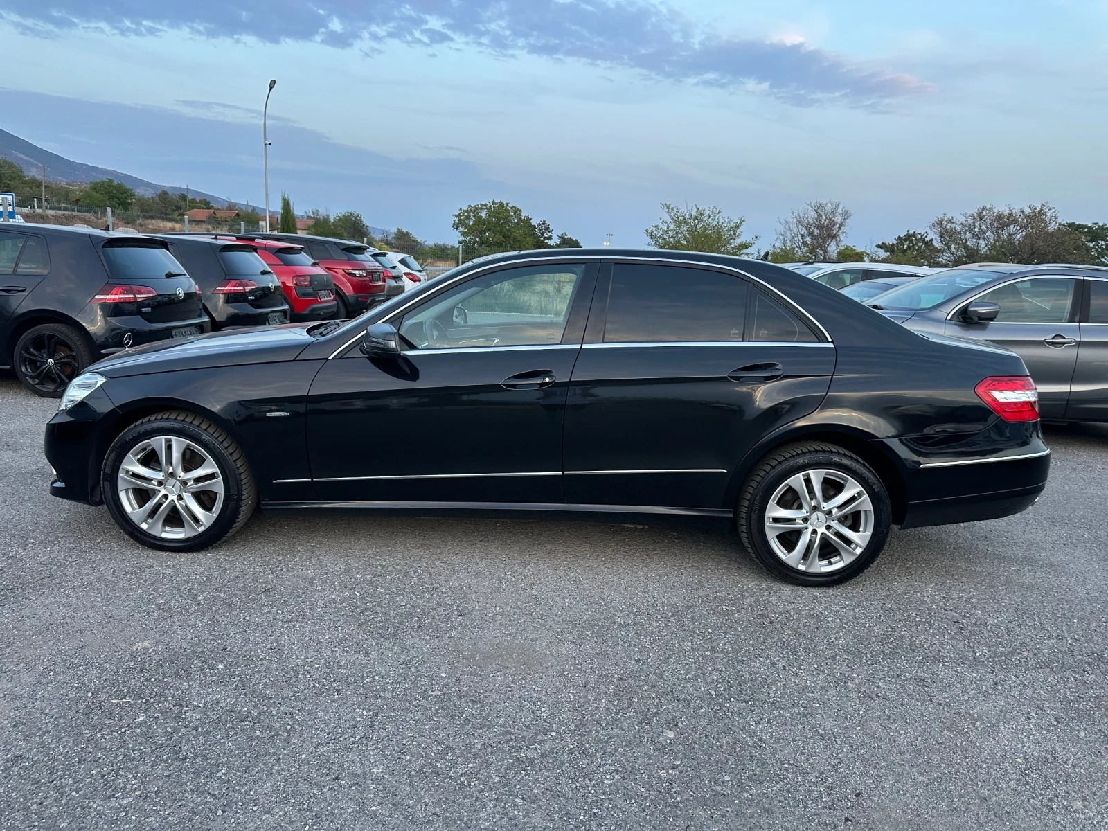 Mercedes-Benz E 350 AVANTGARDE* 231к.с* LED* ПАНОРАМА* НАВИГАЦИЯ - изображение 8