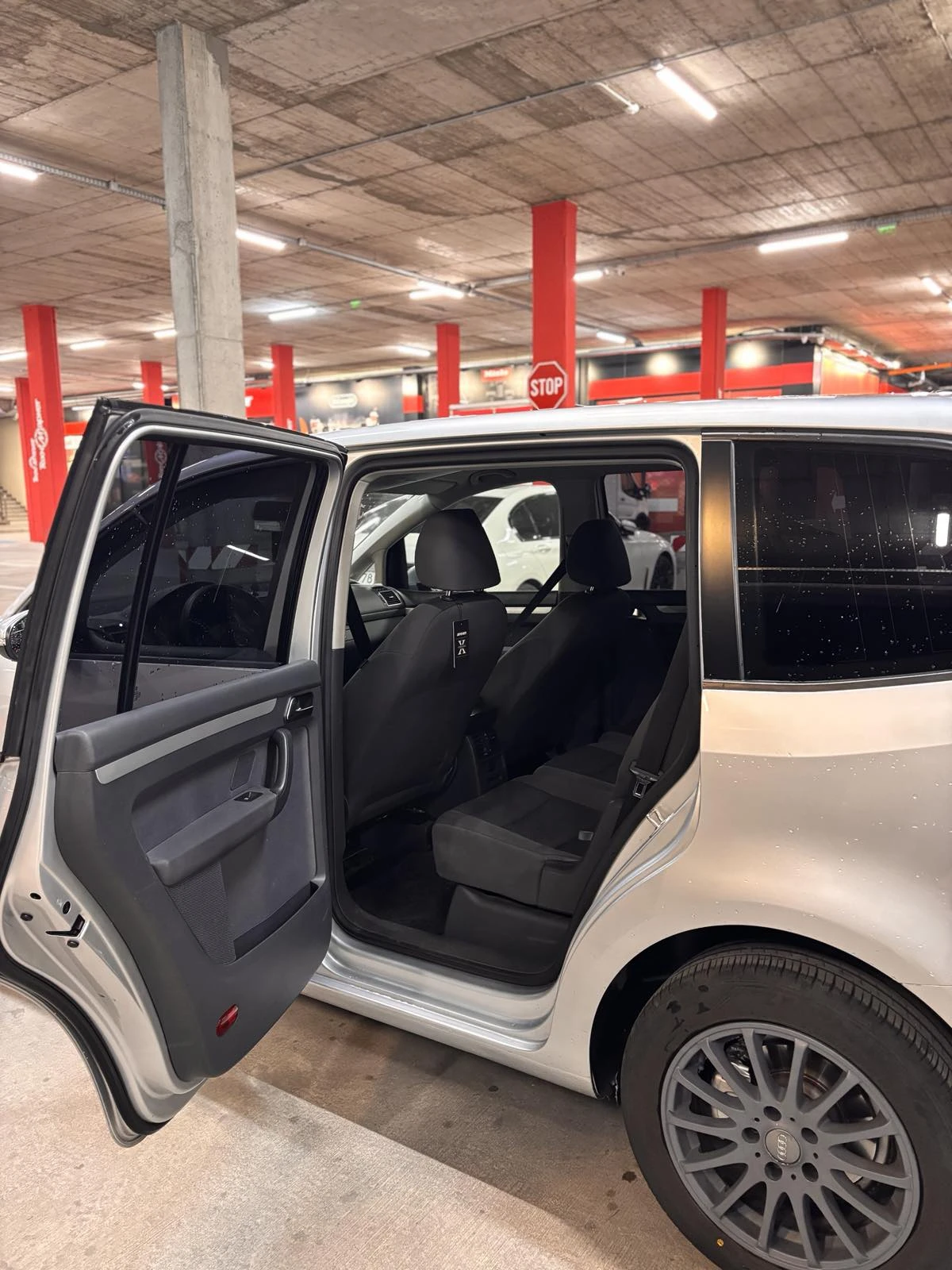 VW Touran VW Touran 1.6 diesel 2012 . | Mobile.bg   10