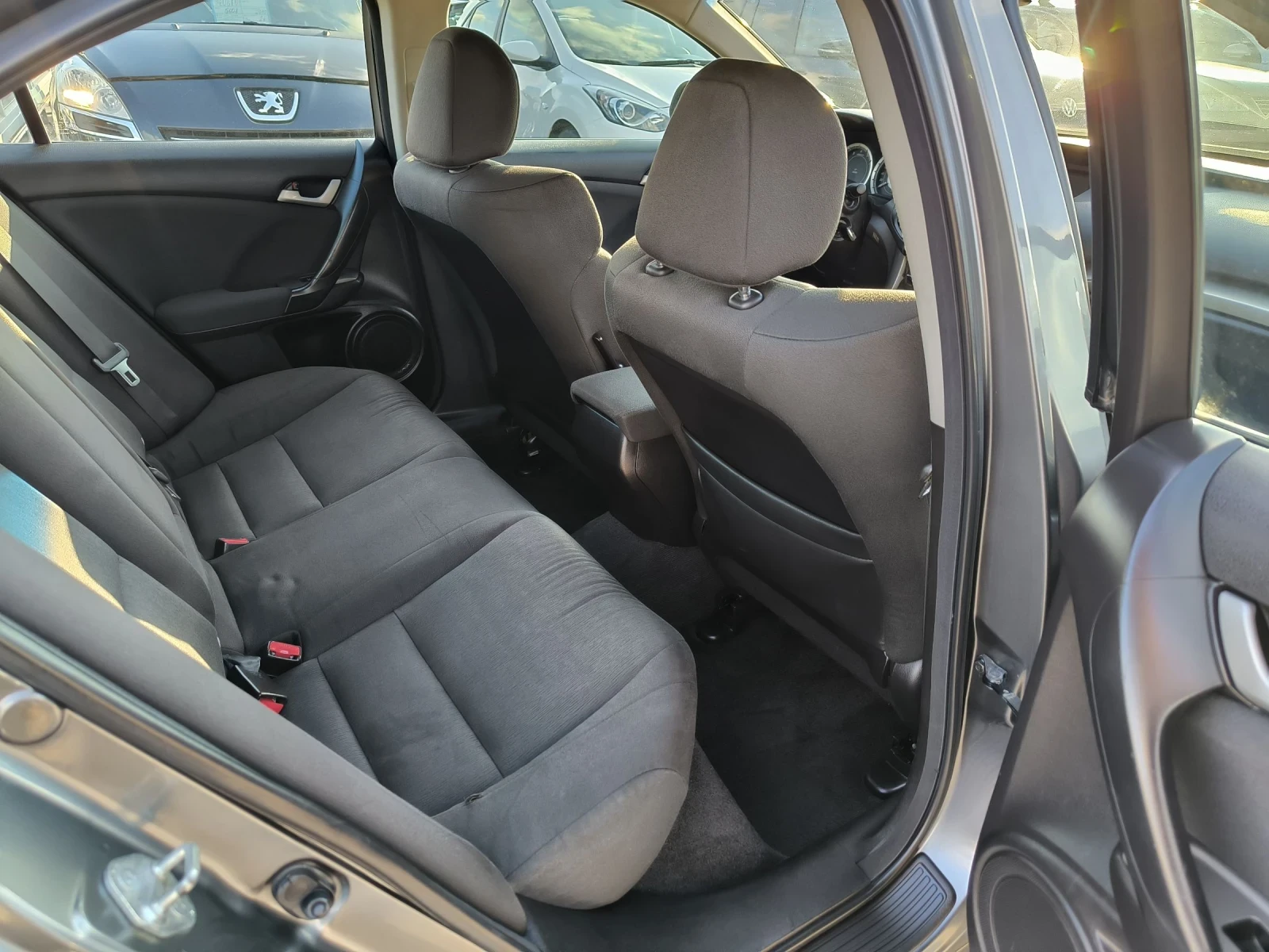 Honda Accord 2.2CDTI - изображение 10