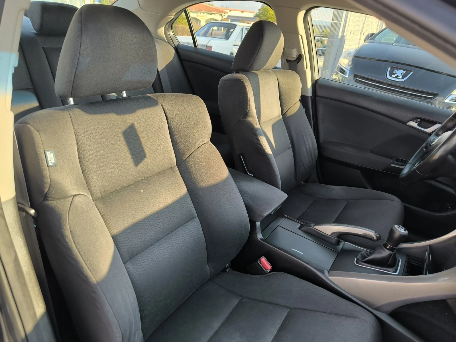 Honda Accord 2.2CDTI - изображение 8