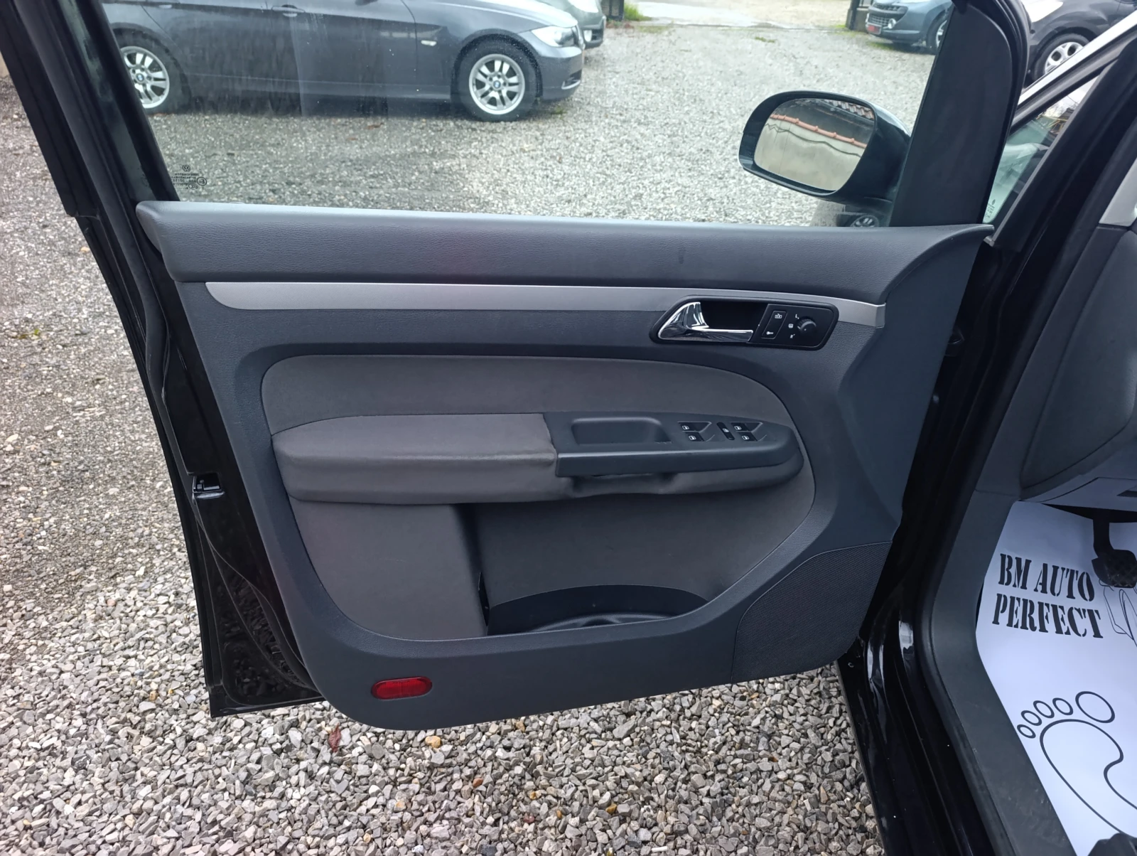 VW Touran 1.6i-116. | Mobile.bg   8