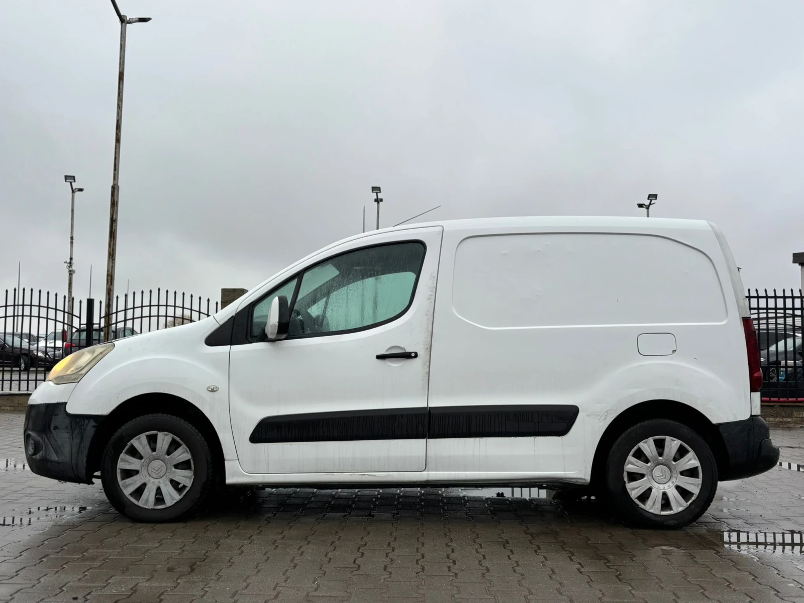 Citroen Berlingo / 1.5D / 90 HP /  - изображение 2