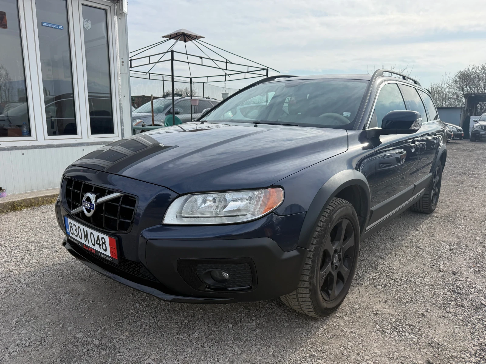 Volvo Xc70 2.4D5  163к.с  AWD Швейцария , снимка 2 - Автомобили и джипове - 52846868