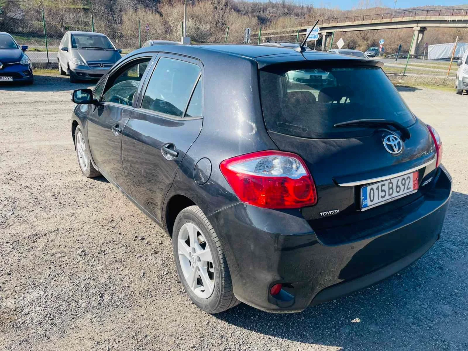 Toyota Auris 1.4D4D-АВТОМАТ КЛИМАТРОНИК, снимка 7 - Автомобили и джипове - 53853012