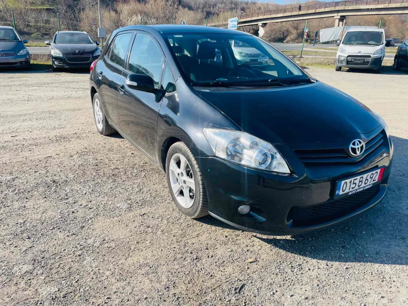 Toyota Auris 1.4D4D-АВТОМАТ КЛИМАТРОНИК, снимка 6 - Автомобили и джипове - 53853012