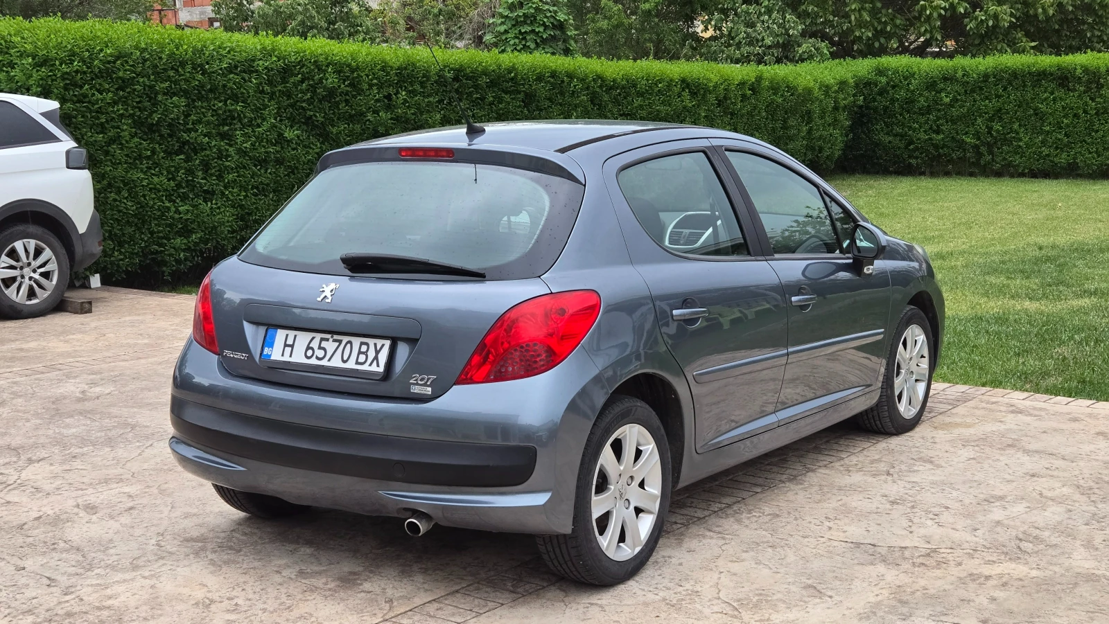Peugeot 207, снимка 3 - Автомобили и джипове - 54542571