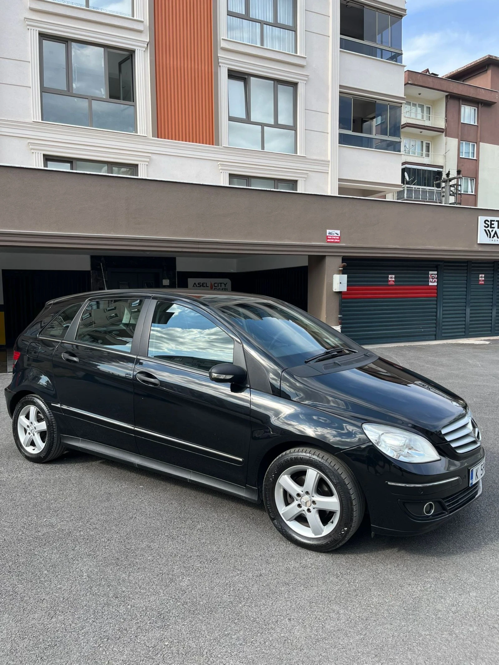 Mercedes-Benz B 170
