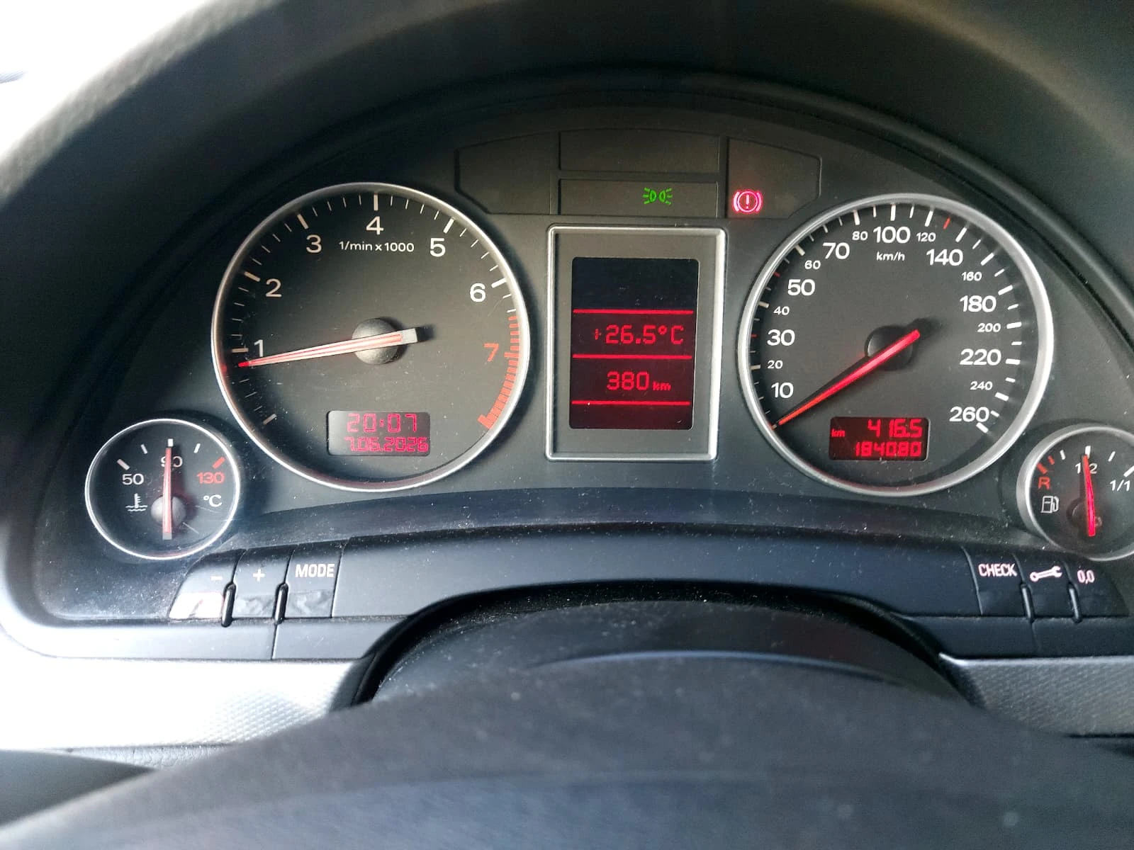 Audi A4 2.0i ГАЗ, снимка 10 - Автомобили и джипове - 54827117