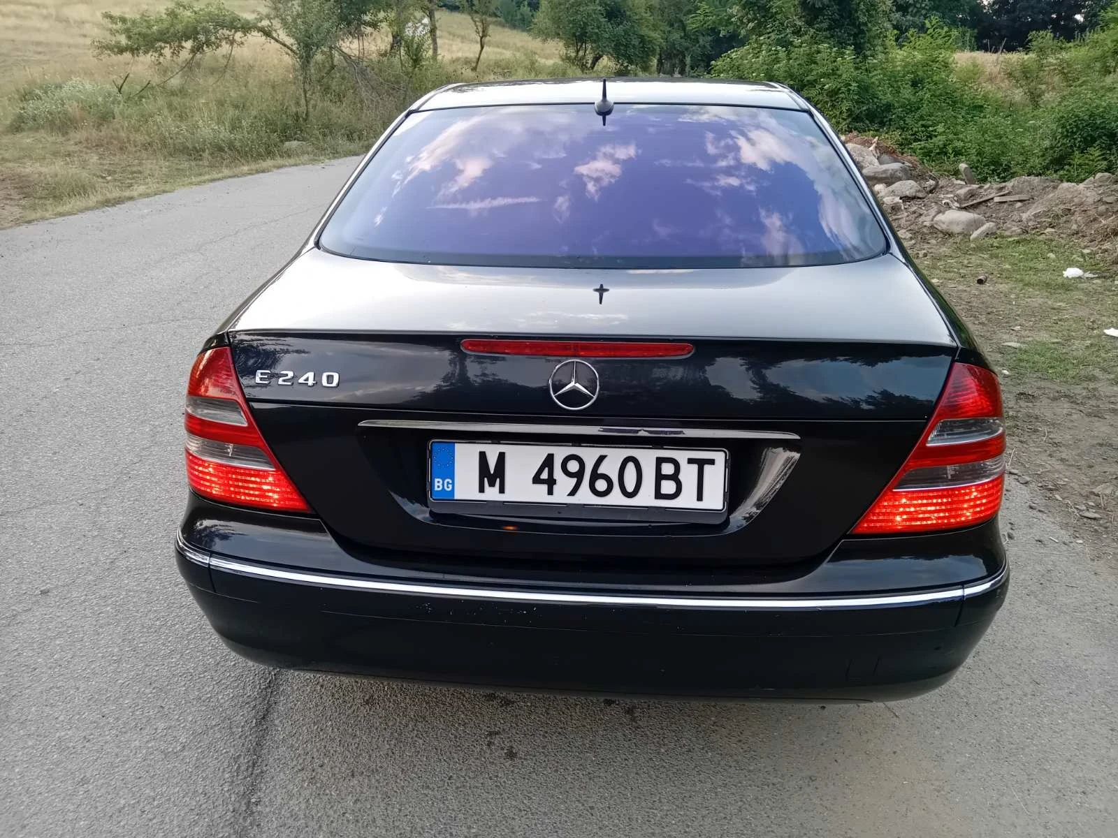 Mercedes-Benz E 240, снимка 2 - Автомобили и джипове - 54966122
