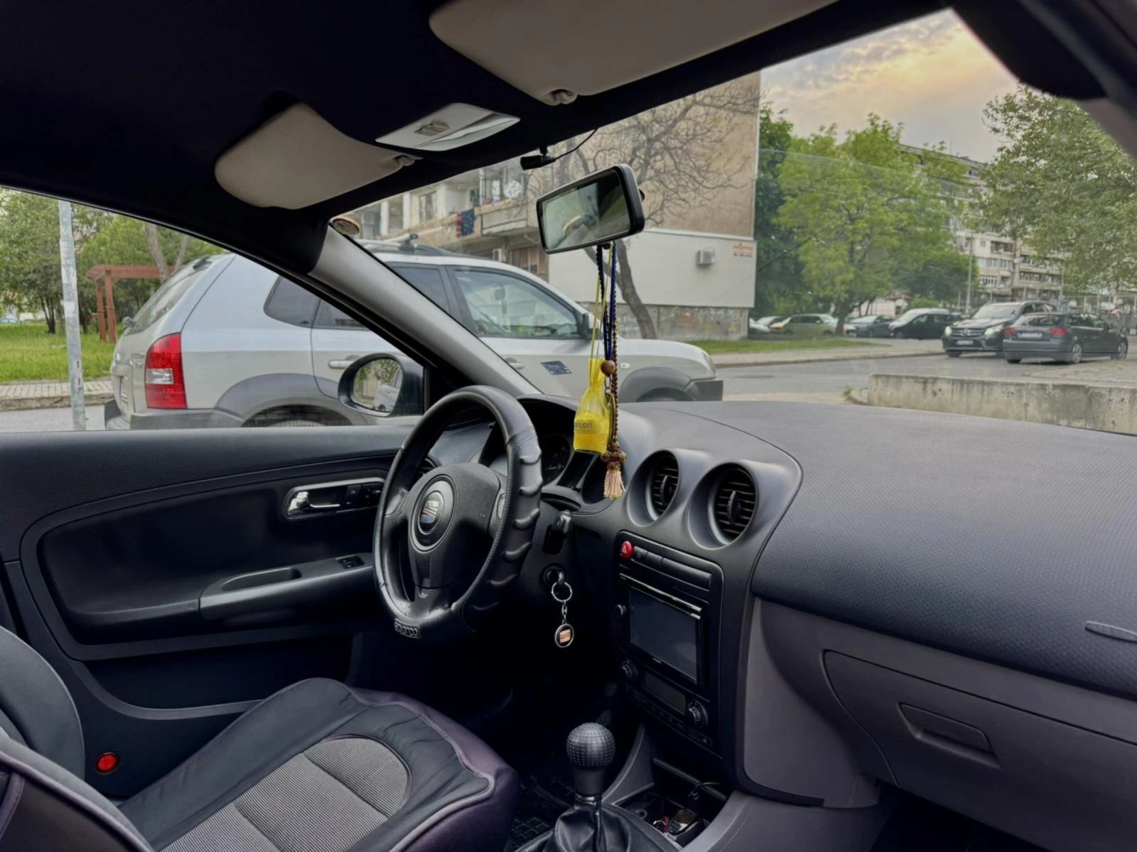 Seat Ibiza 1.4 бензин+ LPG, снимка 7 - Автомобили и джипове - 54978054