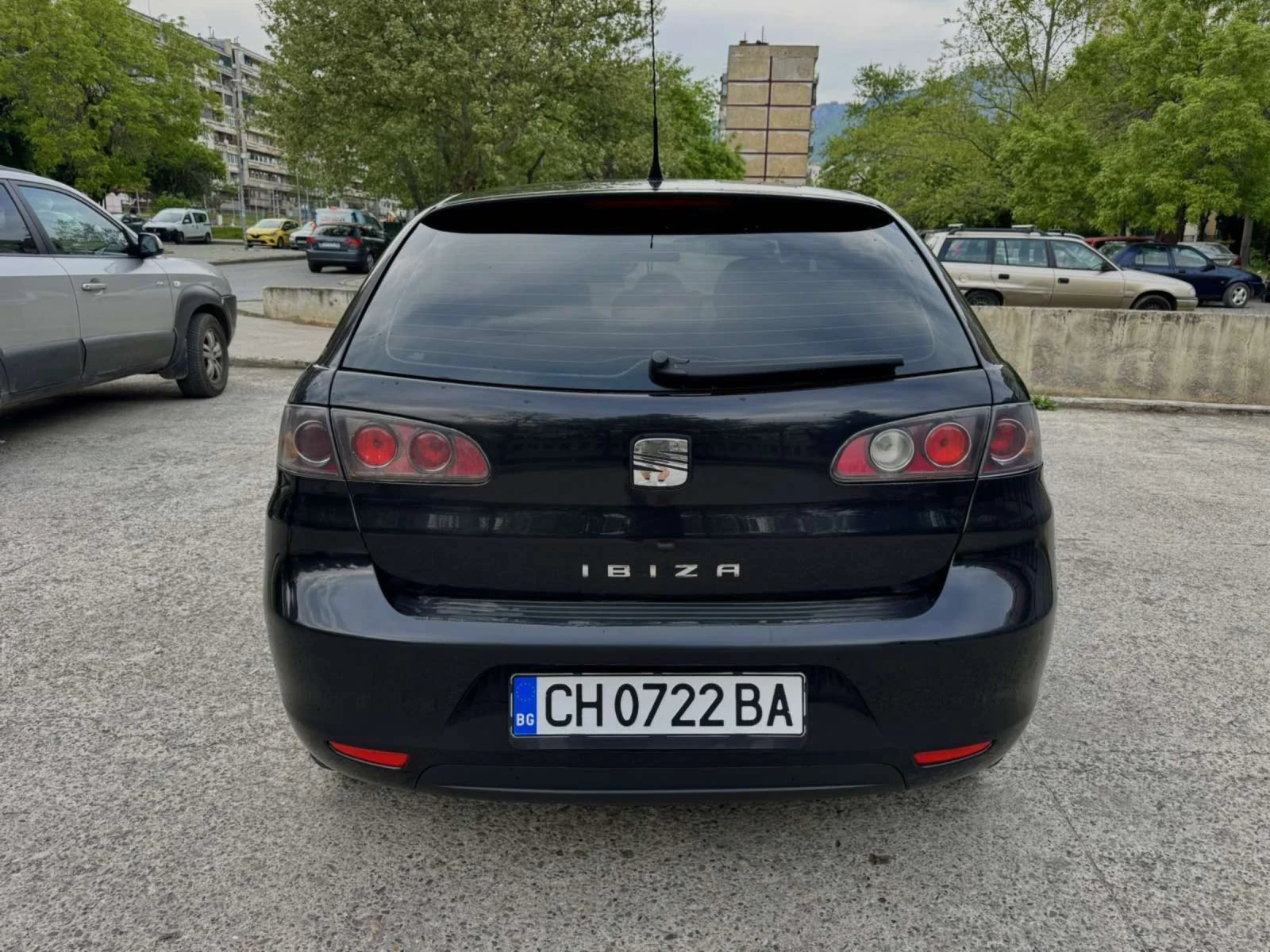 Seat Ibiza 1.4 бензин+ LPG, снимка 3 - Автомобили и джипове - 54978054