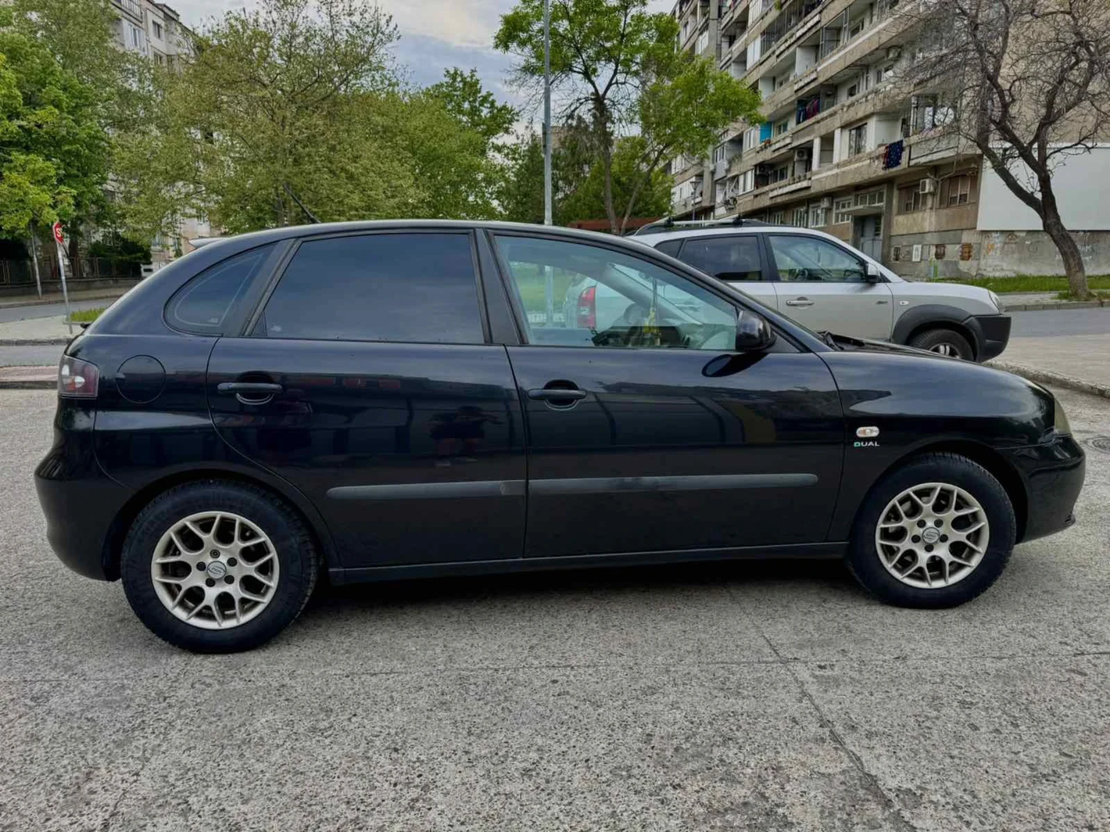 Seat Ibiza 1.4 бензин+ LPG, снимка 5 - Автомобили и джипове - 54978054