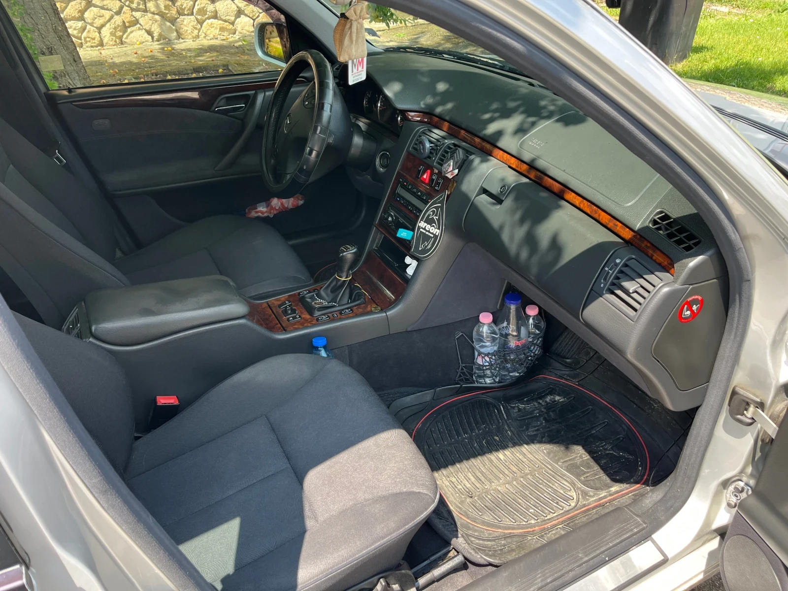 Mercedes-Benz E 200 Kompressor, снимка 7 - Автомобили и джипове - 55152646