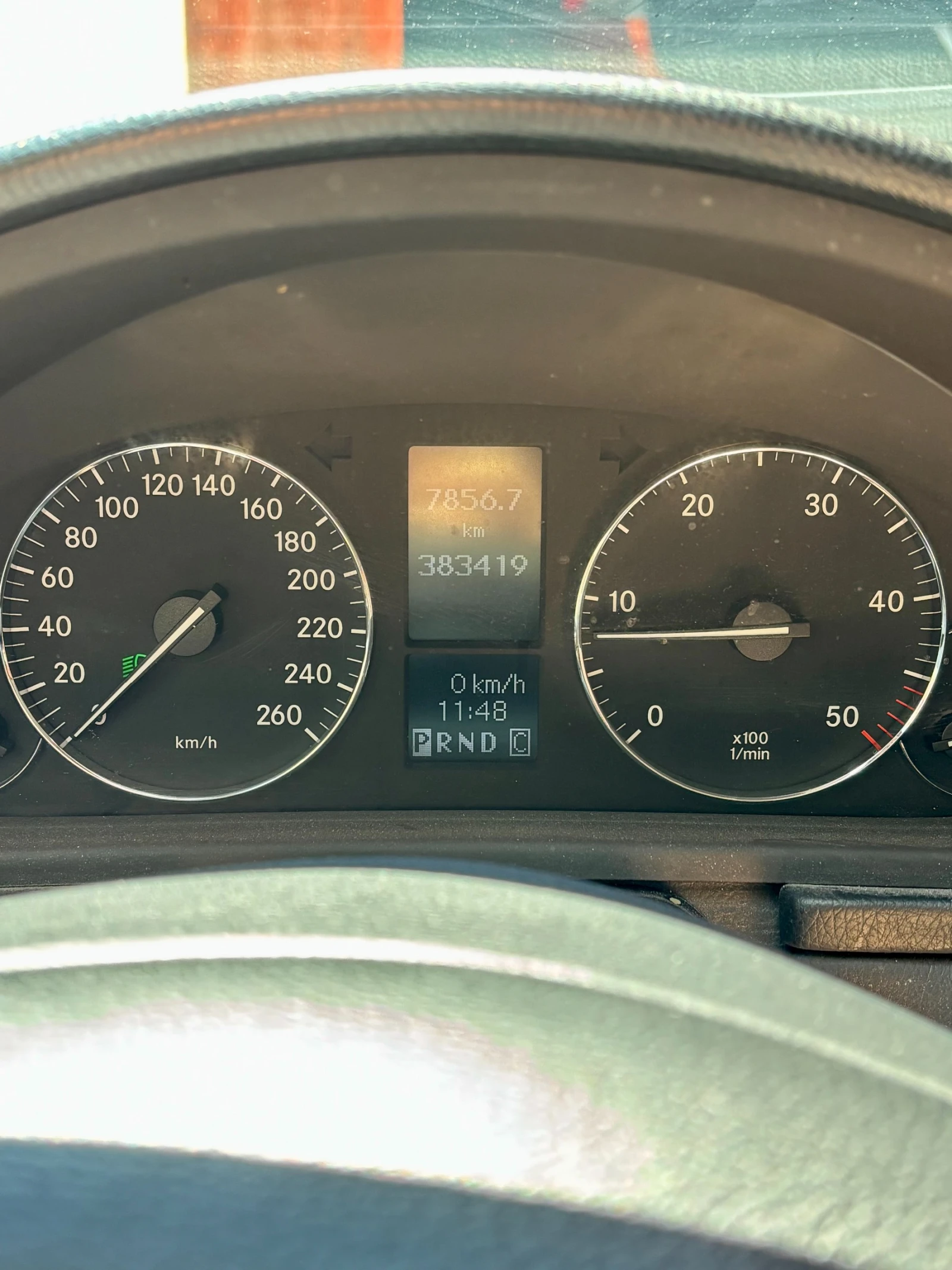 Mercedes-Benz C 220, снимка 8 - Автомобили и джипове - 55152676