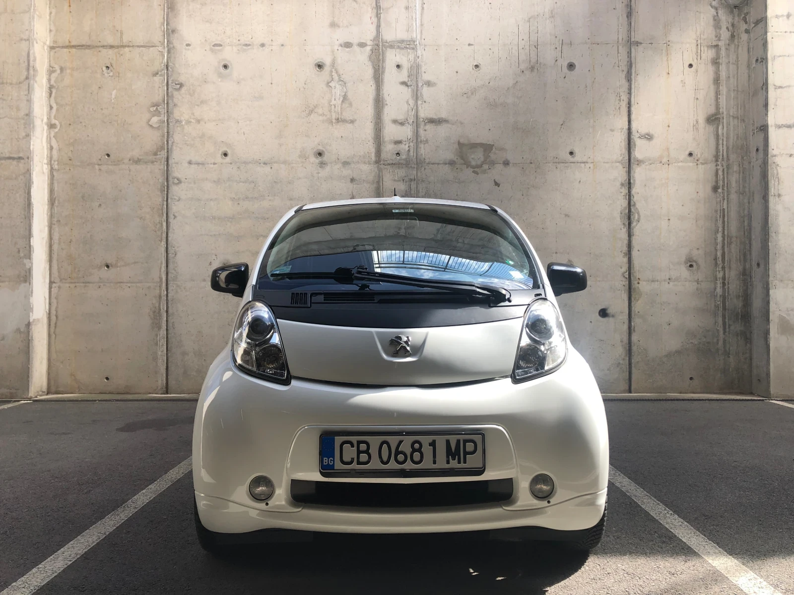 Peugeot iOn