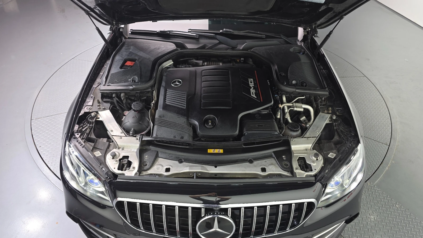Mercedes-Benz E 53 AMG AMG 4MATIC+ , снимка 6 - Автомобили и джипове - 55542078