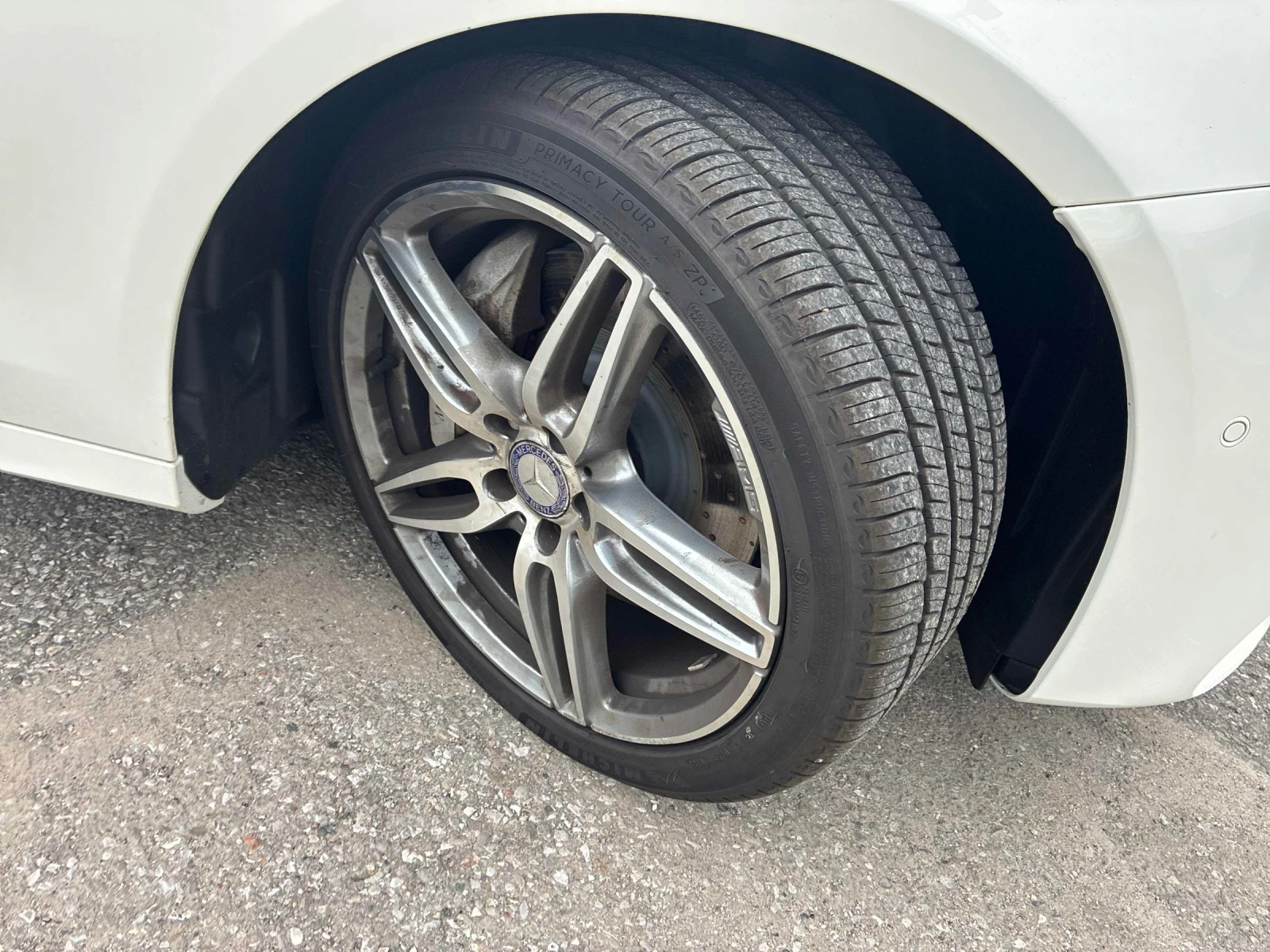 Mercedes-Benz E 300 4MATIC/AMG/MULTIBEAM/DIGITAL/BURM/360/ПАНО, снимка 6 - Автомобили и джипове - 56169544