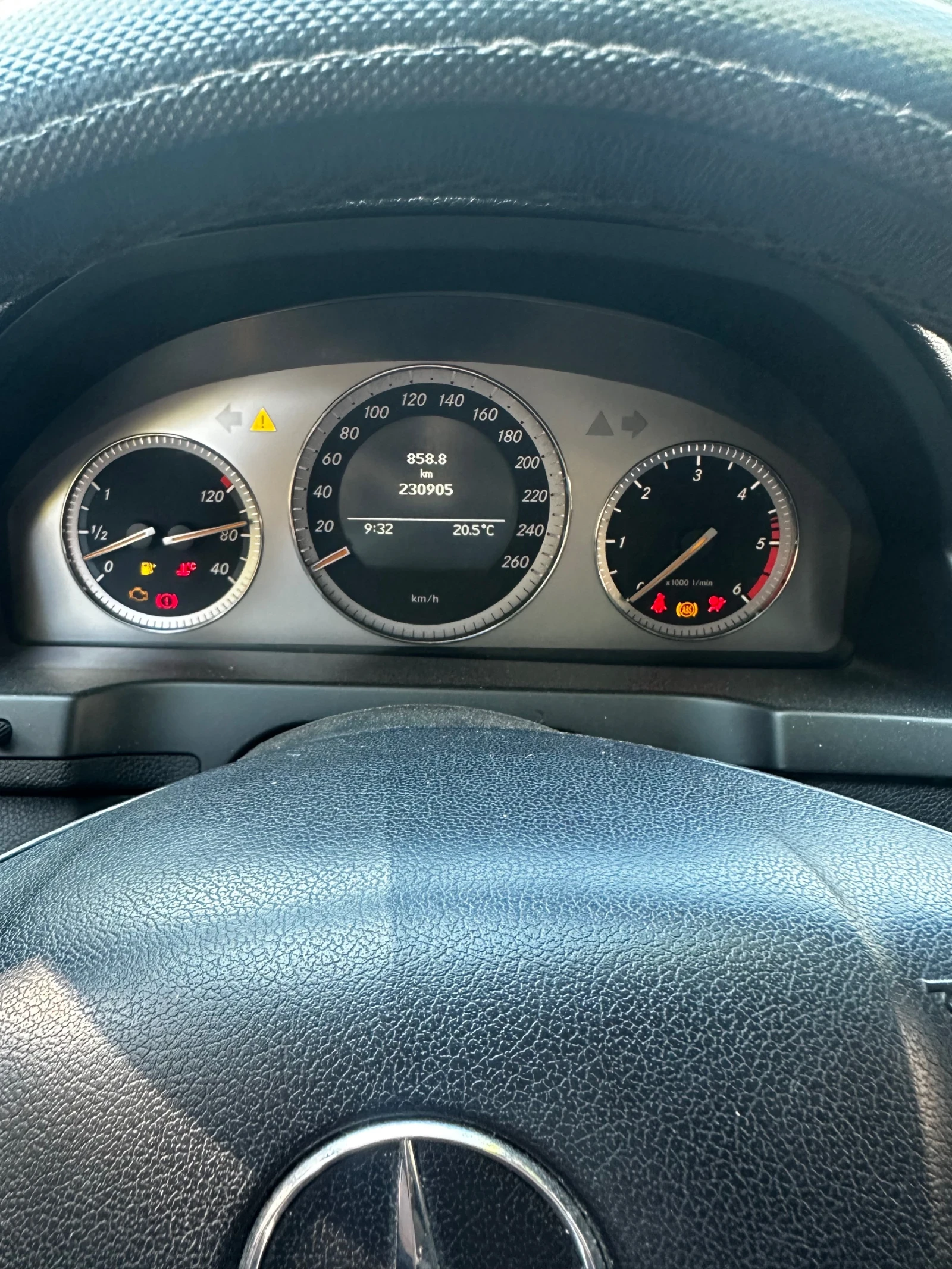 Mercedes-Benz C 220, снимка 5 - Автомобили и джипове - 56202482