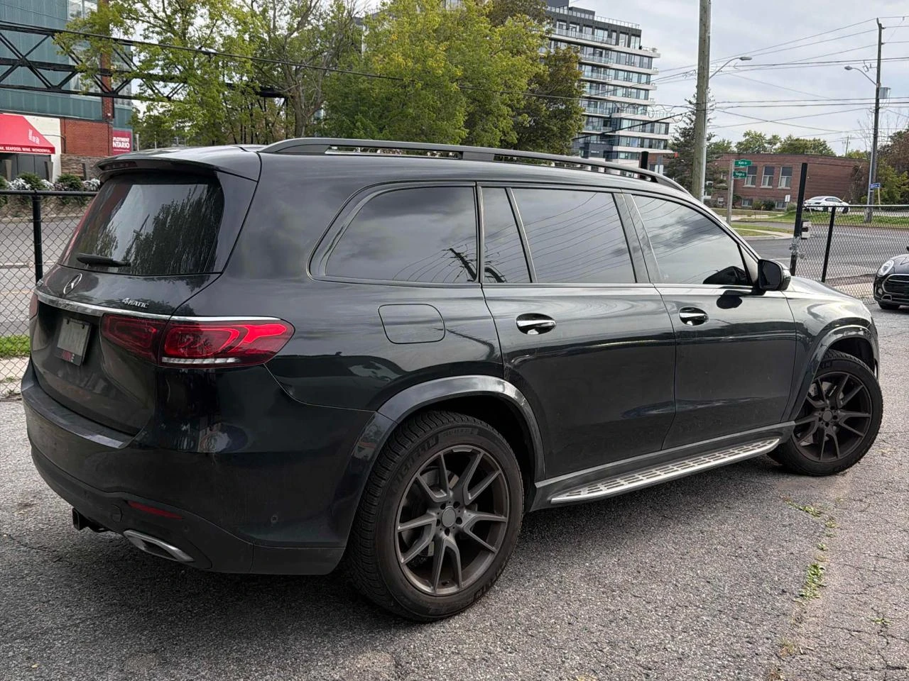 Mercedes-Benz GLS 450 4MATIC/AMG/DISTR/BURM/360/4ХПОДГРЕВ/ВАКУУМ, снимка 5 - Автомобили и джипове - 56205628