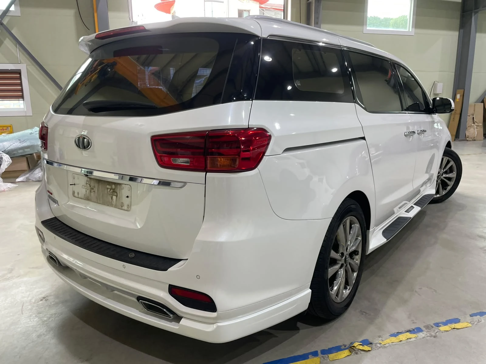 Kia Carnival 2.2D ! 8+ 1 ! Noblesse Special !, снимка 4 - Автомобили и джипове - 56210510