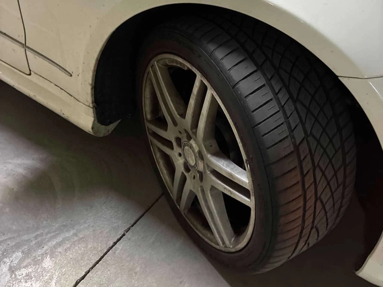 Mercedes-Benz E 350 * KEYLESS * ПОДГРЕВ * , снимка 6 - Автомобили и джипове - 56329244