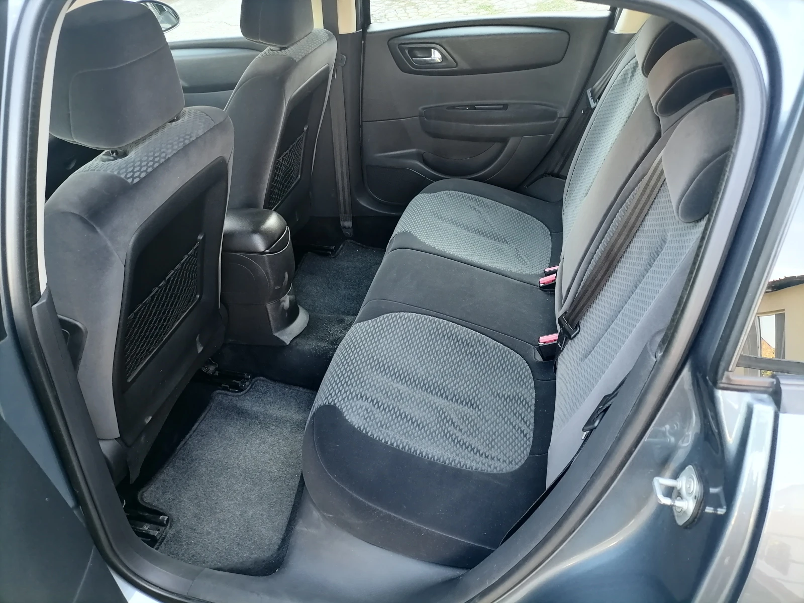 Citroen C4, снимка 7 - Автомобили и джипове - 56339688