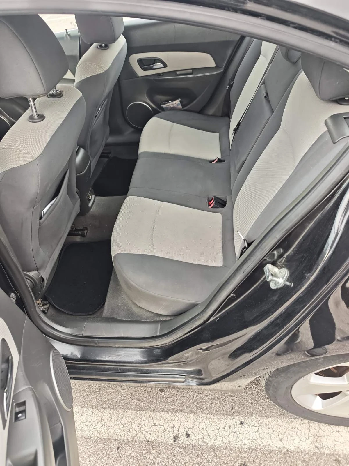 Chevrolet Cruze LT, снимка 11 - Автомобили и джипове - 56596336