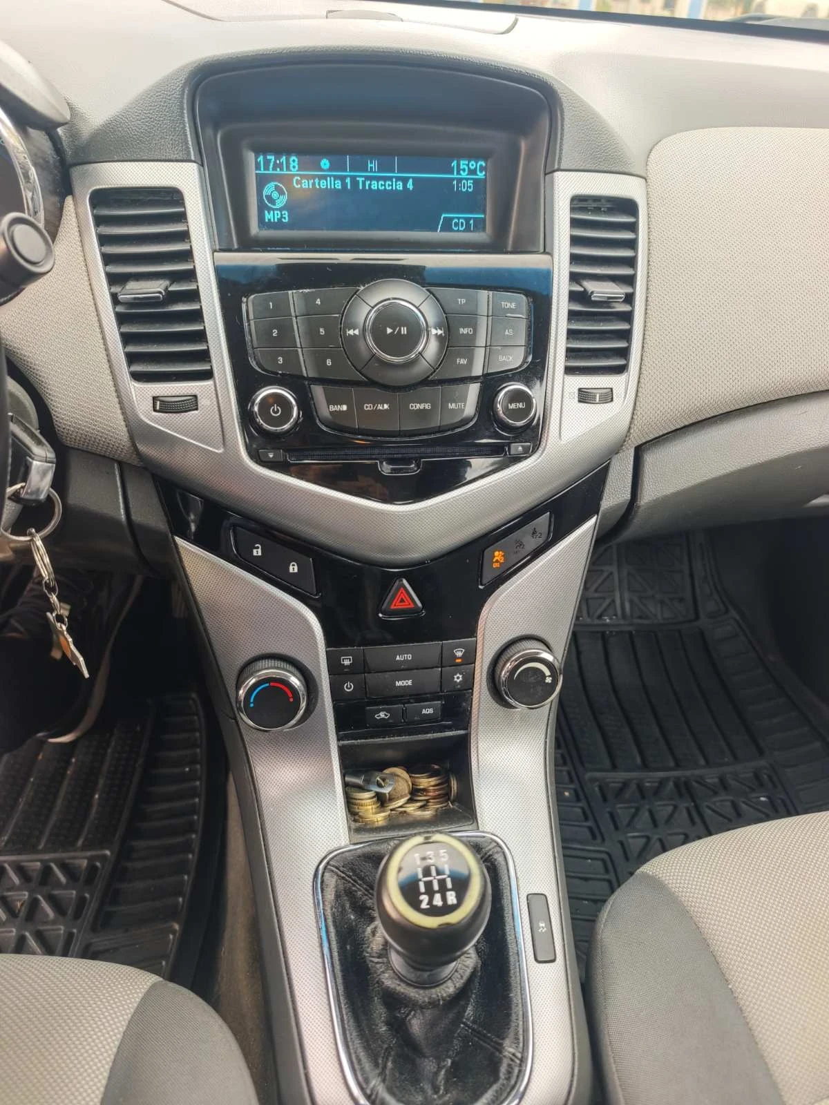 Chevrolet Cruze LT, снимка 10 - Автомобили и джипове - 56596336