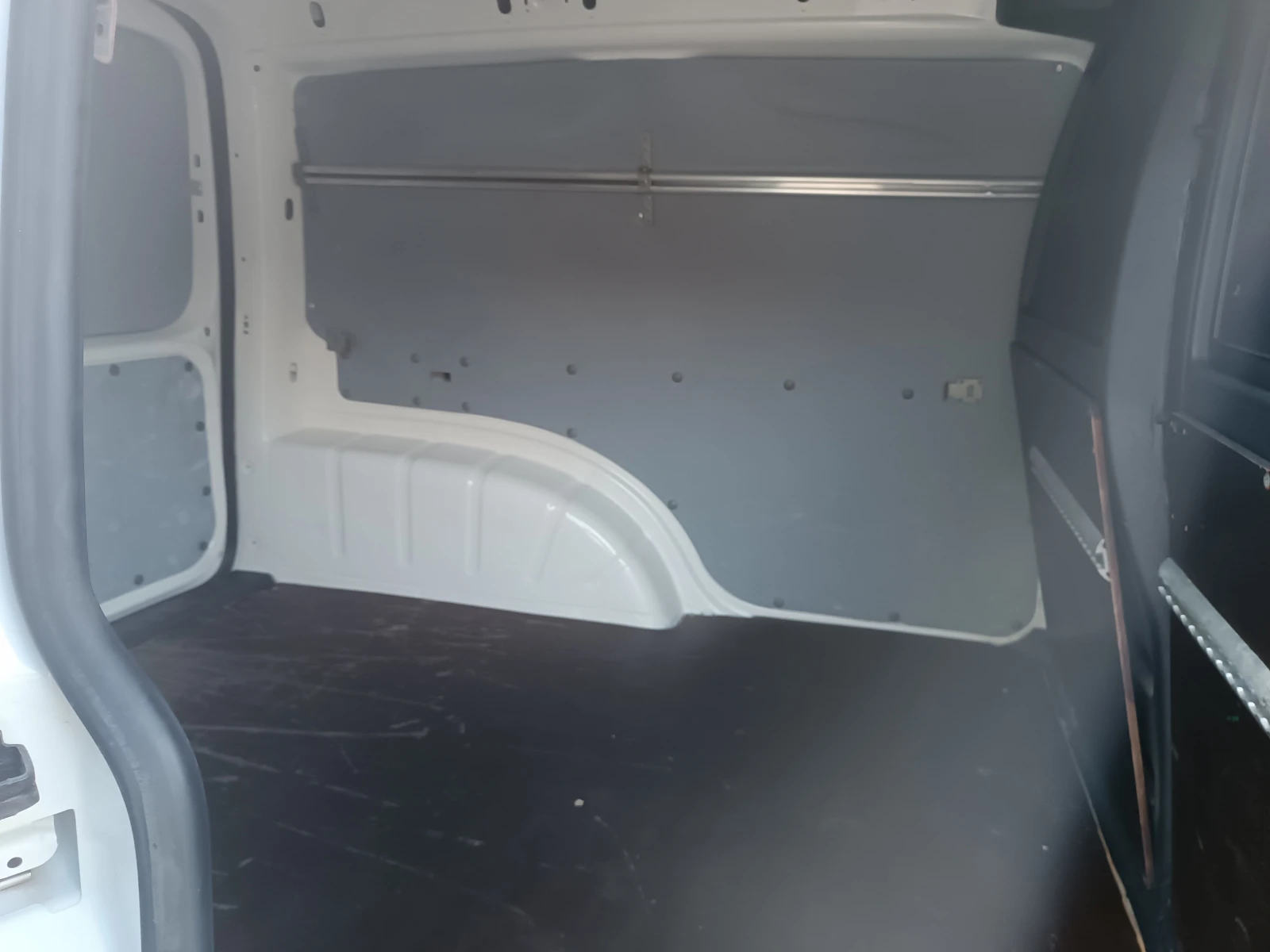 VW Caddy 2.0TDI 4X4/EURO 5B ITALIA  | Mobile.bg � ����������� 13