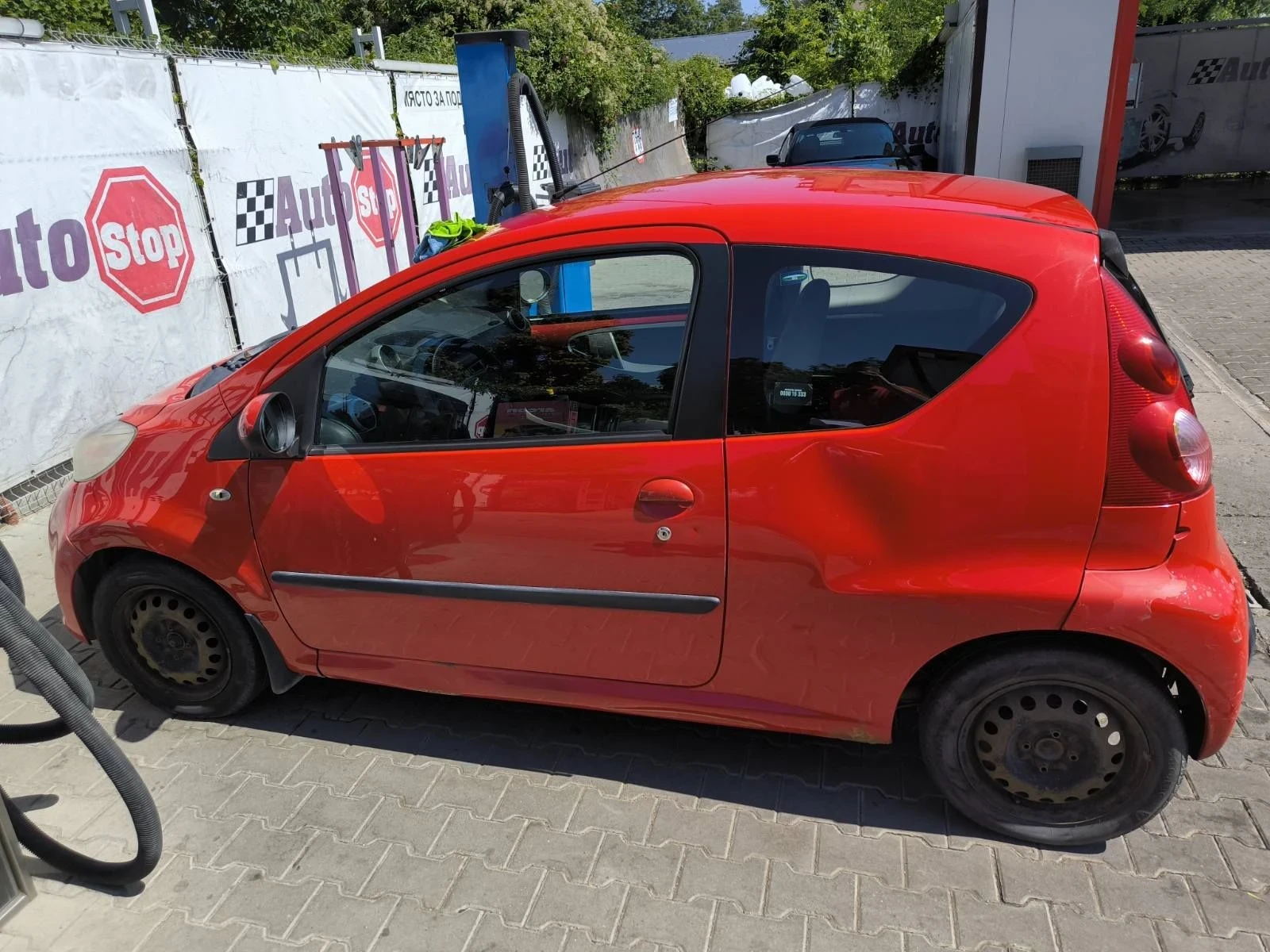 Peugeot 107, снимка 4 - Автомобили и джипове - 56738635