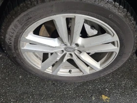 Audi Q7 * 3.0T TECHNIK * DISTRONIC* BOSE* ОБДУХВАНЕ* , снимка 6