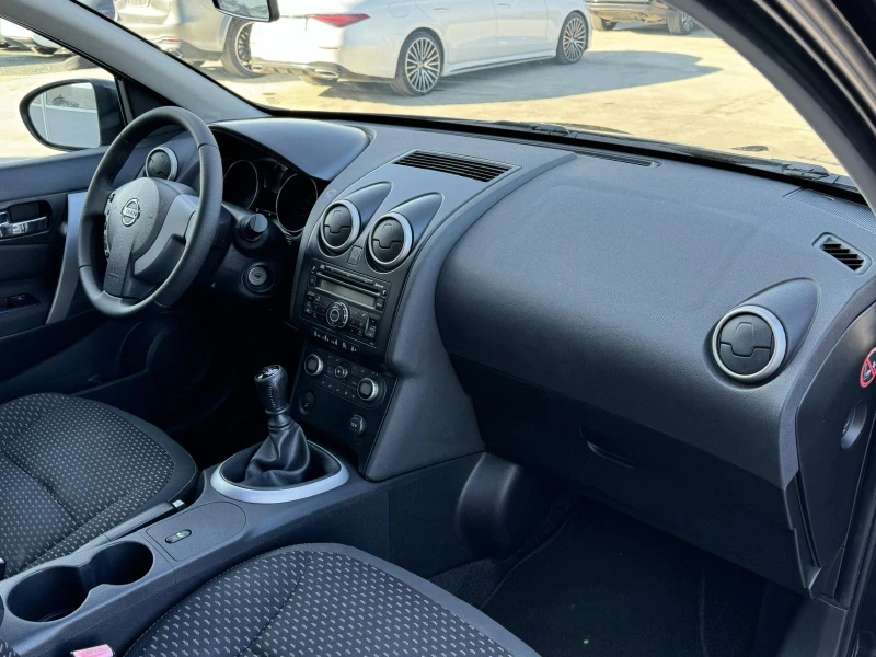 Nissan Qashqai 1.5dci* 110ps* 6skorosti, снимка 10 - Автомобили и джипове - 47849368