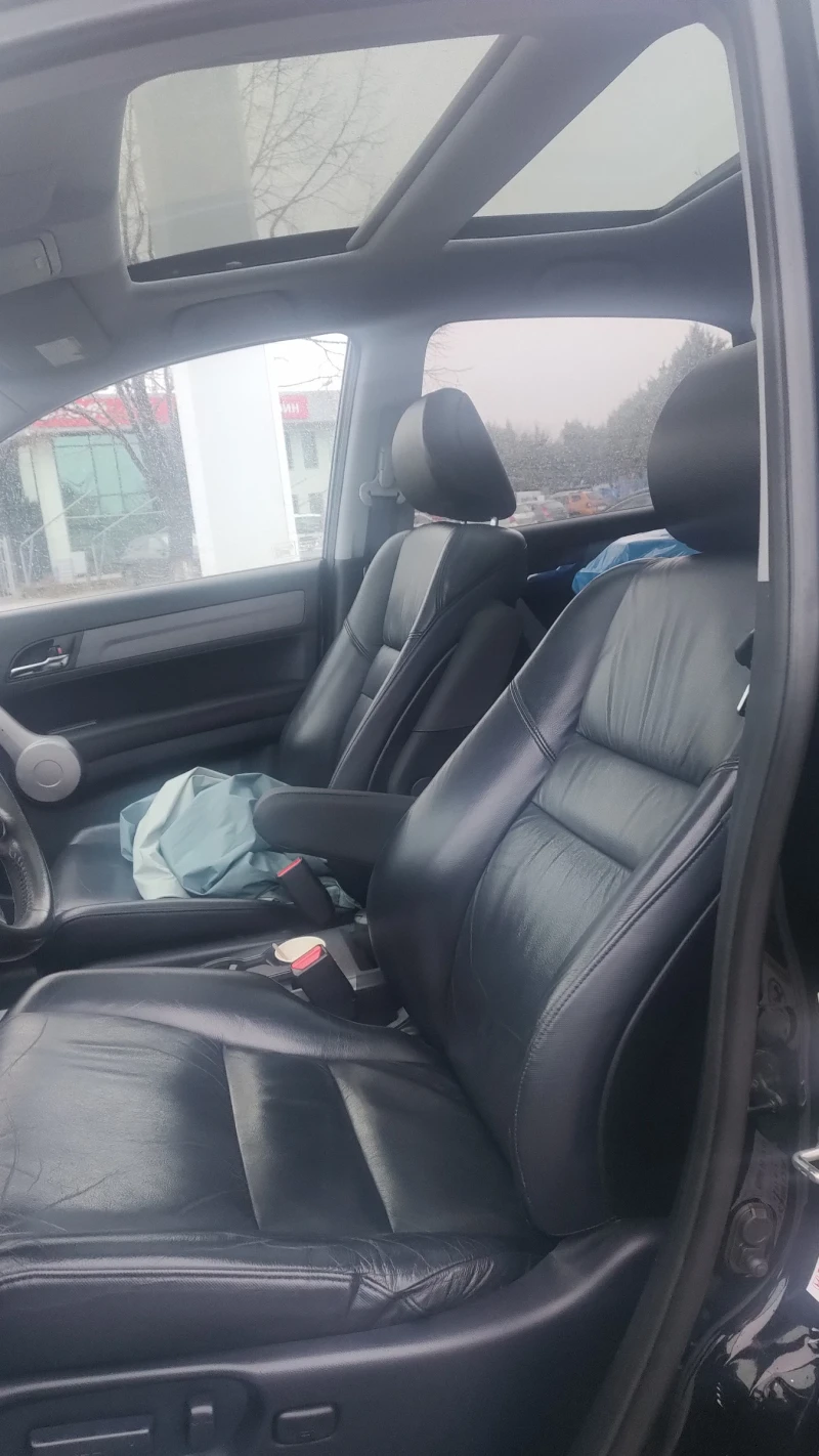 Honda Cr-v 2.0/Auto/Executive/Panorama/Camera , снимка 8 - Автомобили и джипове - 48693632