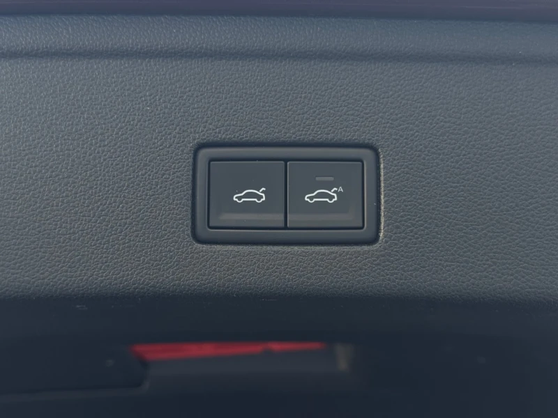 VW Touareg V8 TDI BMT 4MOTION, снимка 16 - Автомобили и джипове - 51916626