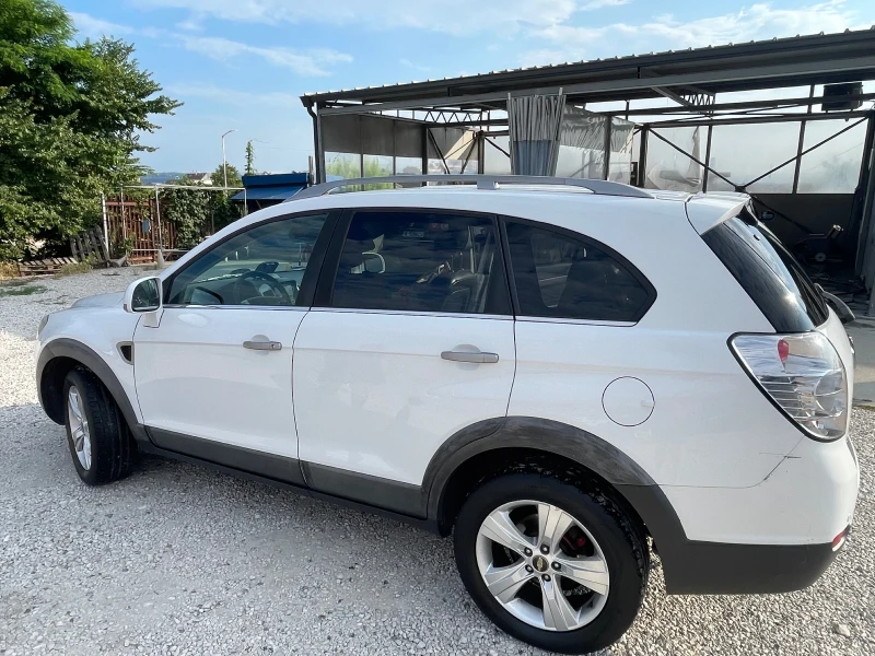Chevrolet Captiva 2.0 TDI, снимка 4 - Автомобили и джипове - 50897594