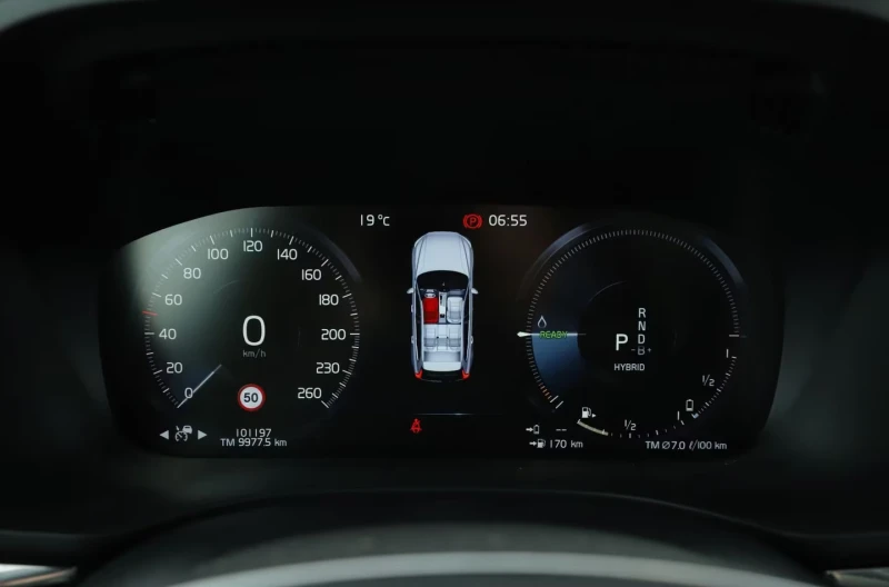 Volvo XC60 T6/R-DESIGN/462HP/AWD/CAM/L.ASS/LED/CARPLAY/617f, снимка 10 - Автомобили и джипове - 51415996