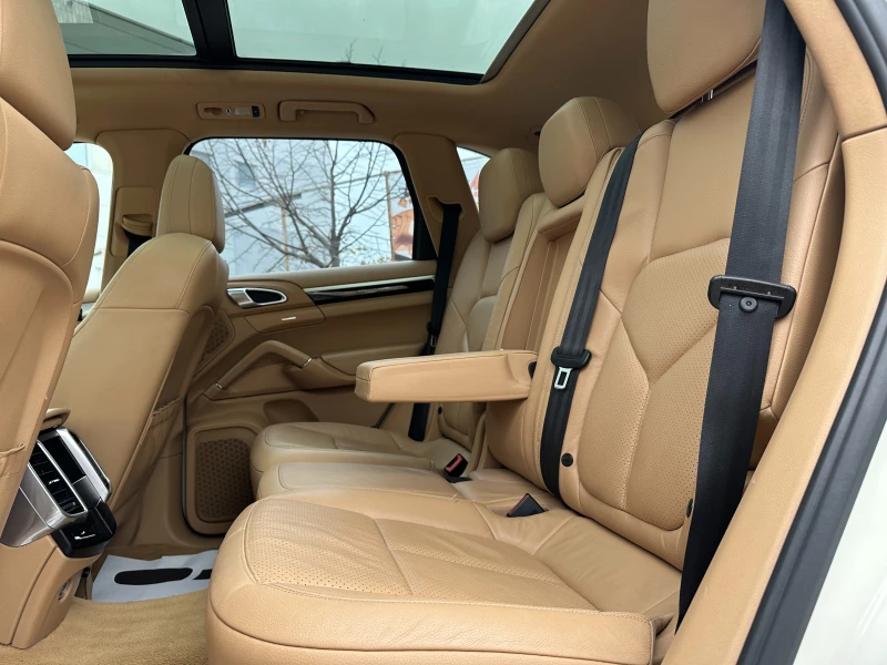 Porsche Cayenne 3.0d 239 к.с./ГАРАНЦИЯ ОТ КЕНТАВЪР, снимка 9 - Автомобили и джипове - 52305657