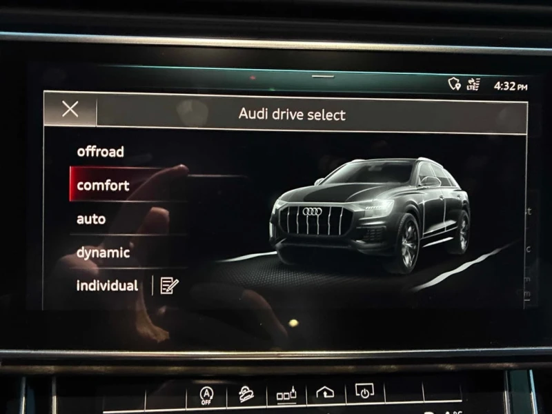 Audi Q8 * Progressiv * CARFAX * БЕЗ ПЪРВОНАЧАЛНА ВНОСКА, снимка 17 - Автомобили и джипове - 53067780