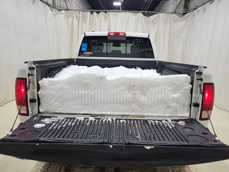 Dodge RAM 1500 * OUTDOORSMAN CREW CAB STD BED * CARFAX * БЕЗ ПЪРВ, снимка 16 - Автомобили и джипове - 53175037