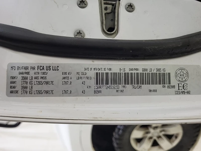 Dodge RAM 1500 * OUTDOORSMAN CREW CAB STD BED * CARFAX * БЕЗ ПЪРВ, снимка 15 - Автомобили и джипове - 53175037