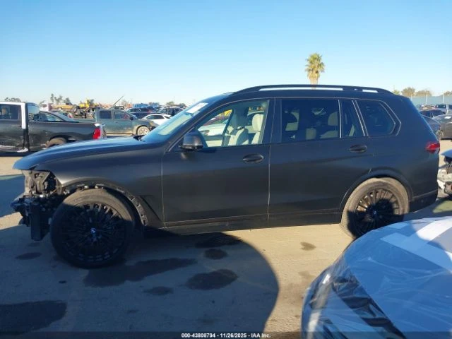 BMW X7  XDRIVE40I* MPACK* FULL* CARFAX* КЛИП НА МОТОР, снимка 14 - Автомобили и джипове - 53036717