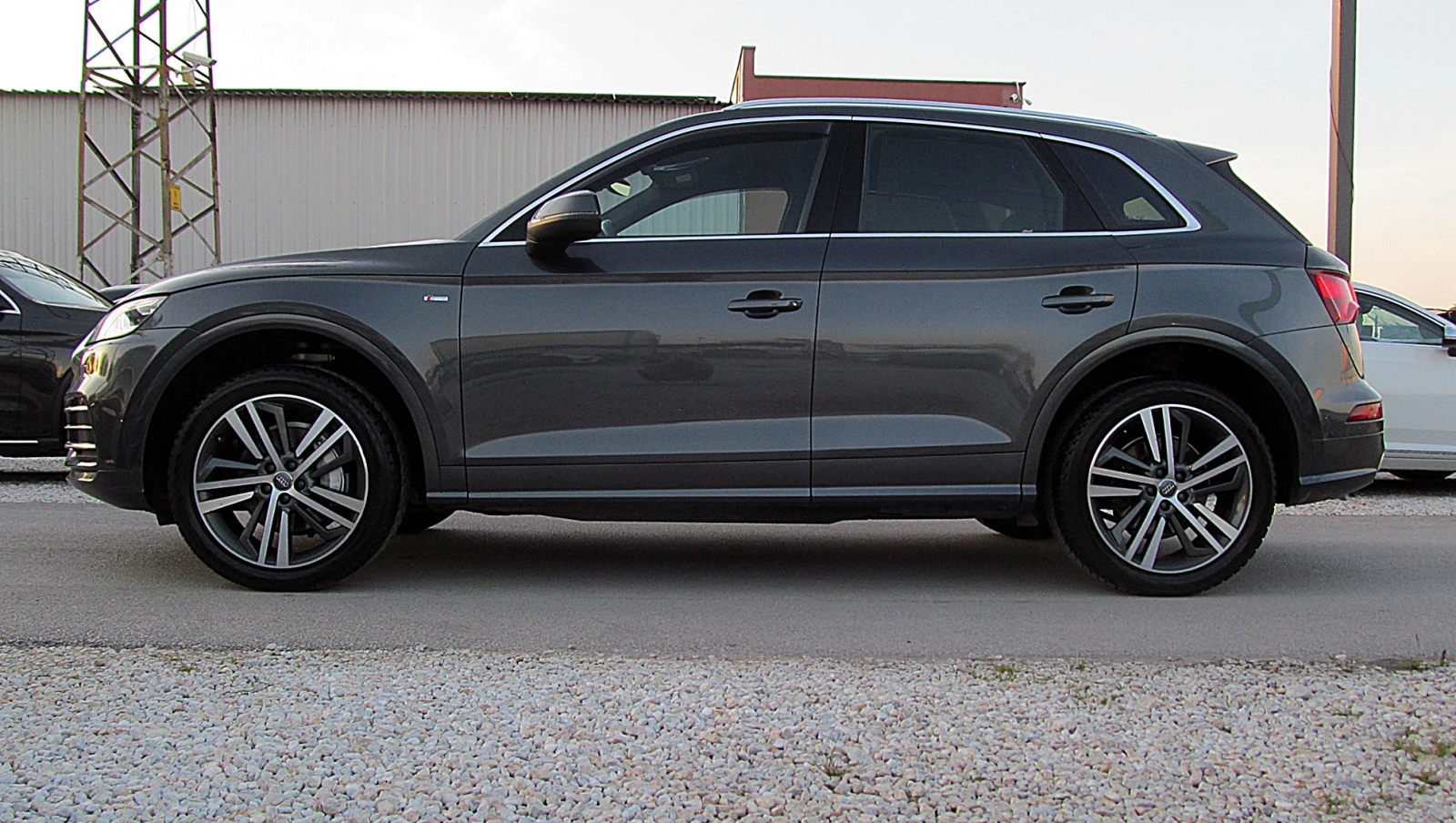 Audi Q5 S-LINE/F1/LED/NAVI/ TOP!!!СОБСТВЕН ЛИЗИНГ - изображение 4