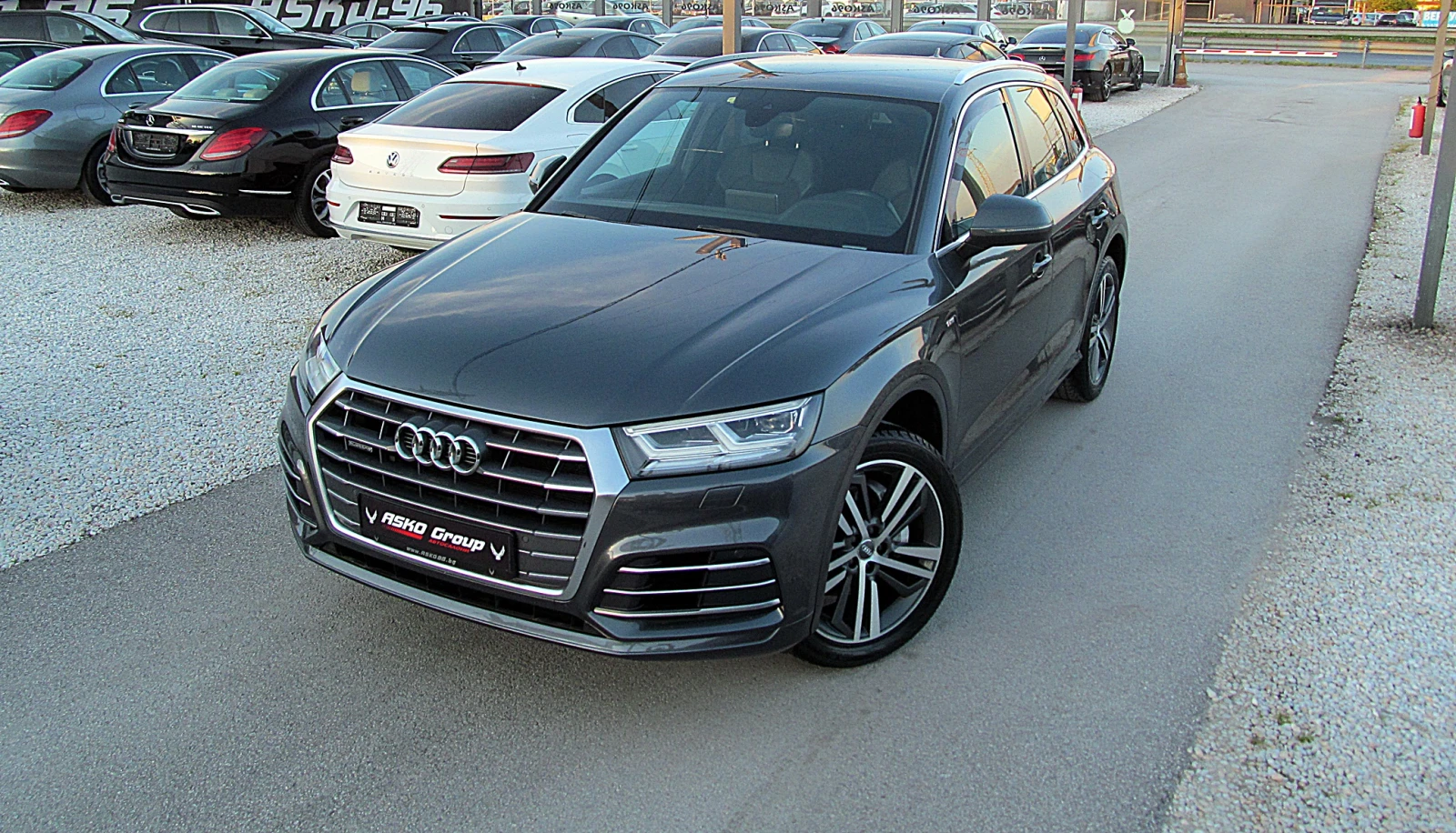 Audi Q5 S-LINE/F1/LED/NAVI/ TOP!!!СОБСТВЕН ЛИЗИНГ - изображение 9