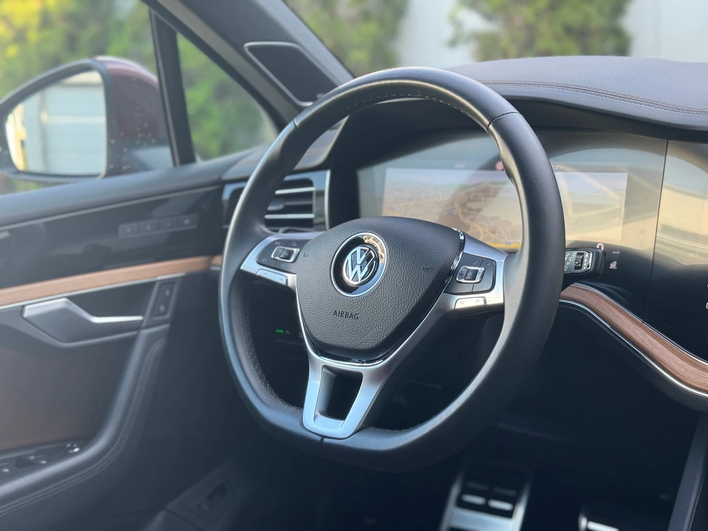 VW Touareg V8 TDI BMT 4MOTION, снимка 12 - Автомобили и джипове - 51916626